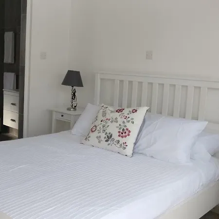 Sea Breeze Sleeps 2 Apartament *