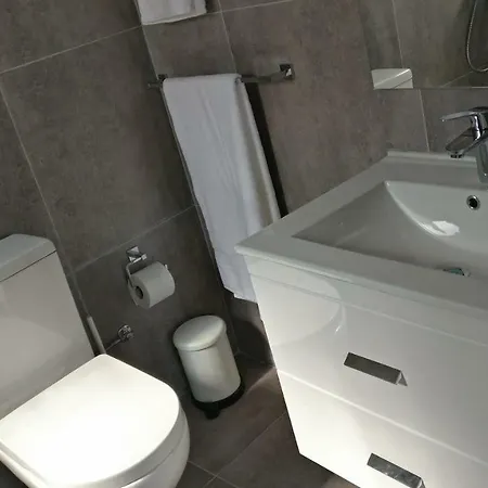 Διαμέρισμα Sea Breeze Sleeps 2 *